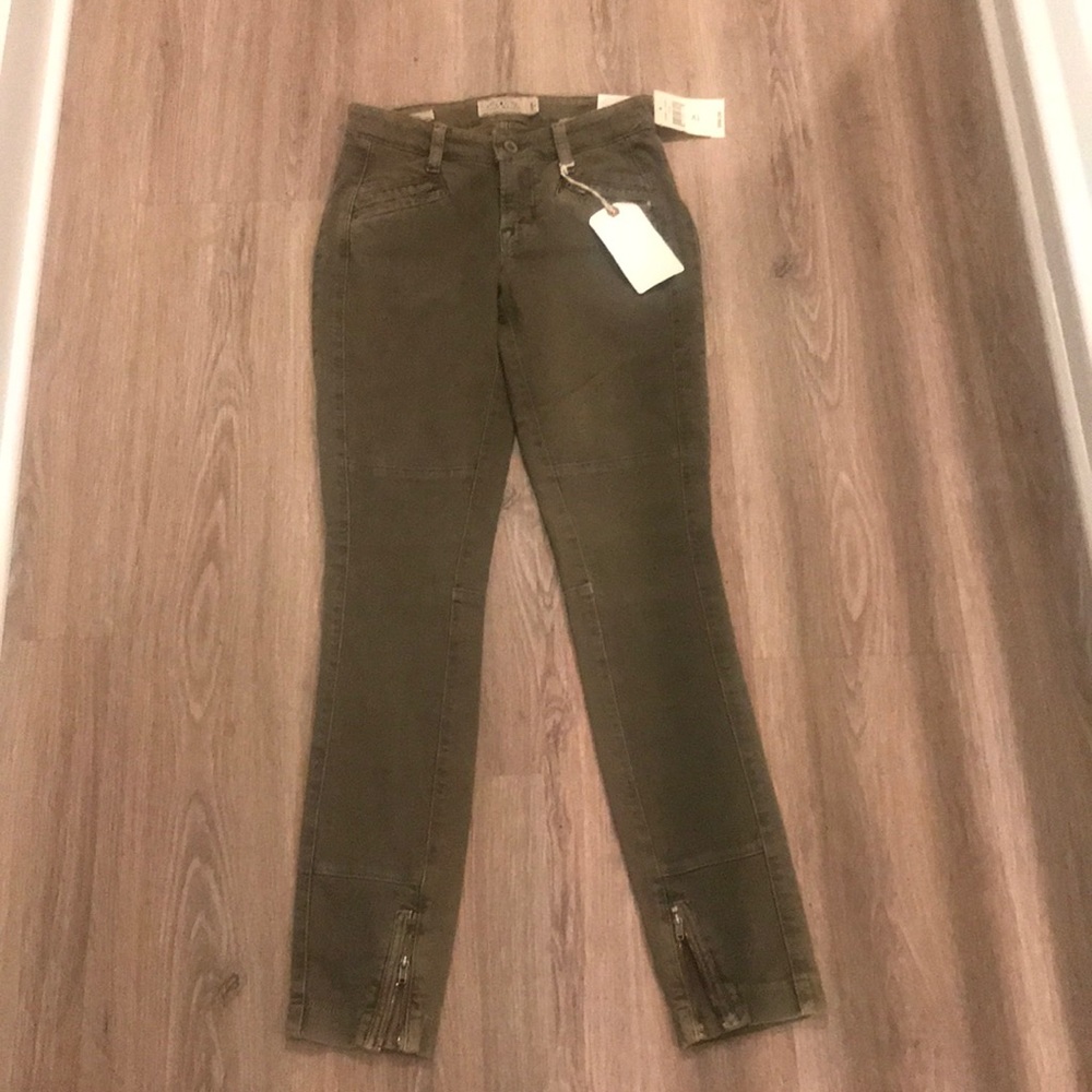 Lucky brand new with tags Brooke skinny.